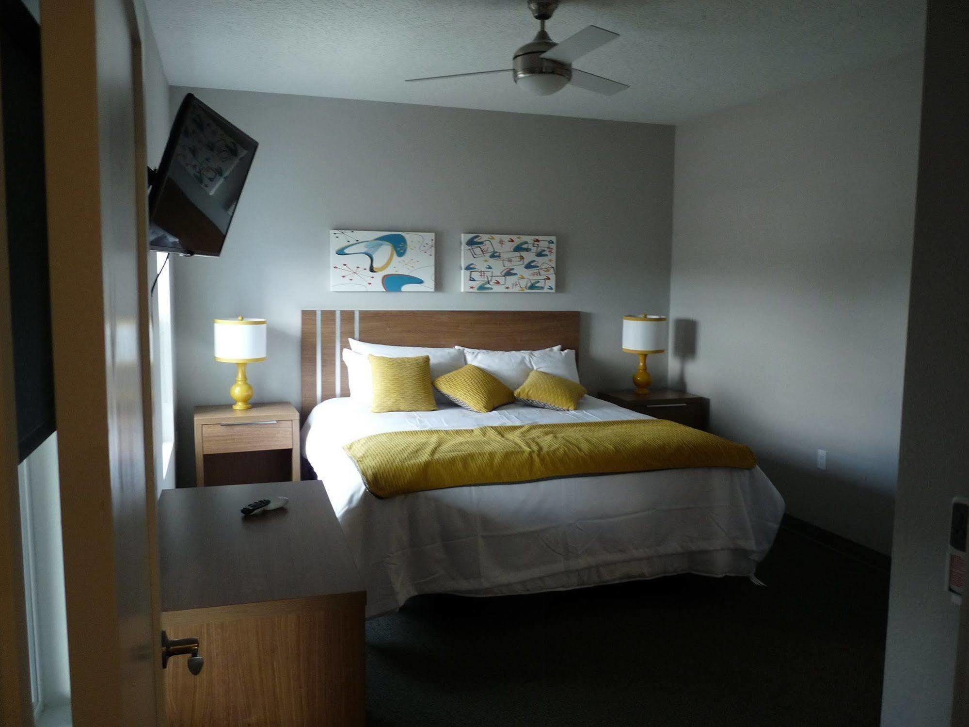 Anthea At The Granite Aparthotel Albuquerque Bagian luar foto
